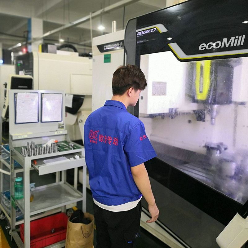 上海歐傳引進2臺ecoMill 1035 V萬能銑削中心